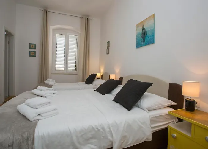 Town Place Appartement *